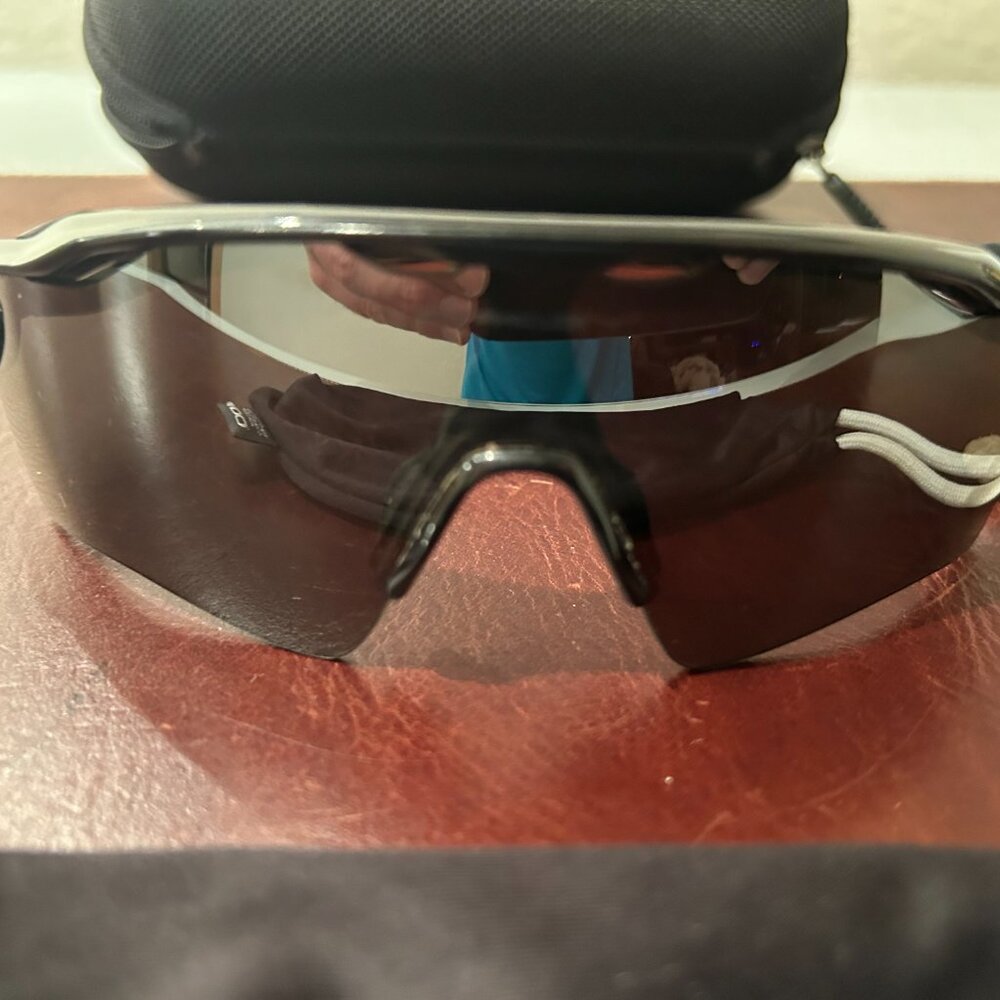 Oakley OO9208 Radar® EV Path®